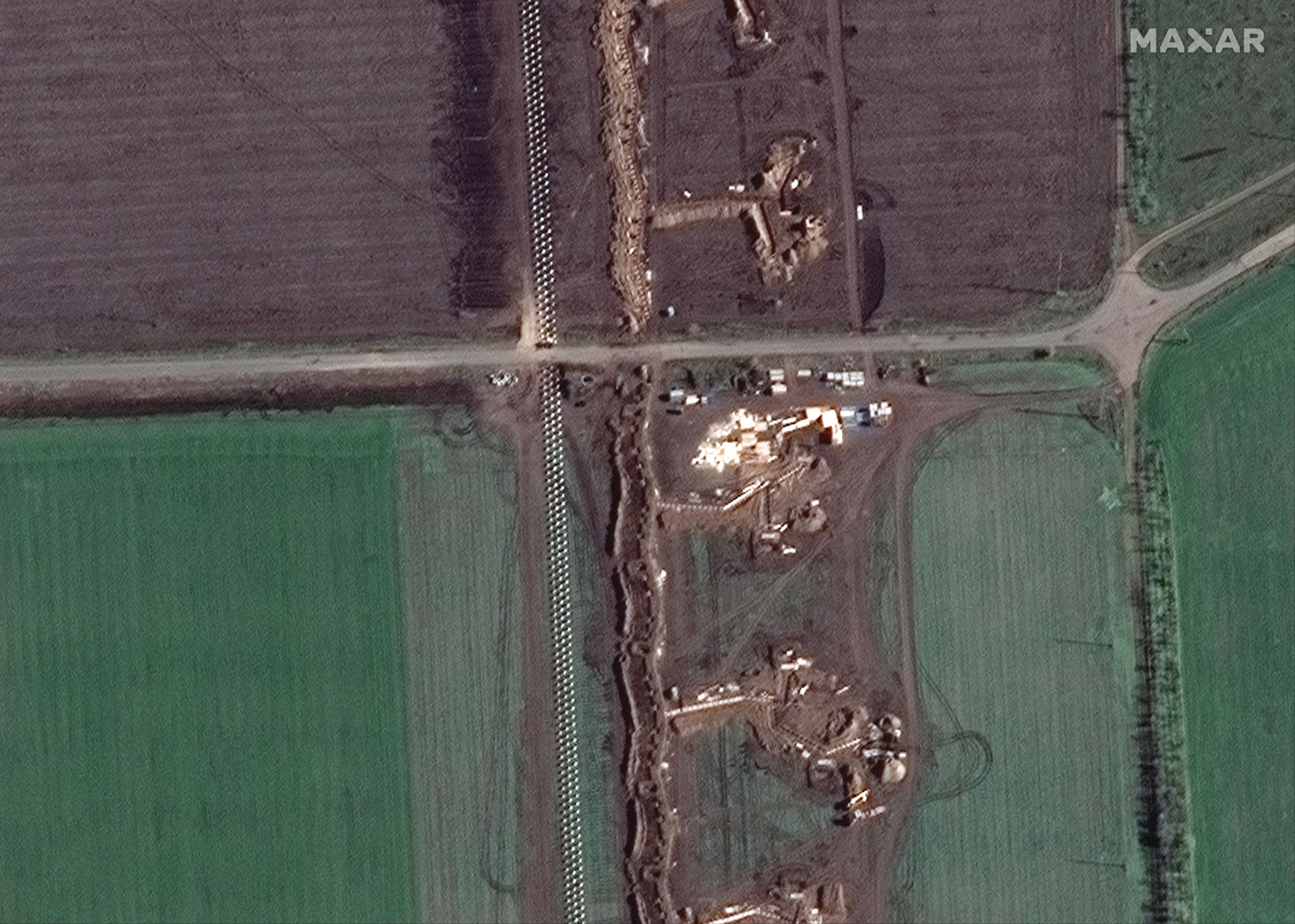 Russian Offensive Campaign Assessment November 27 Institute For The   Image 4   Close Up Of Trenches Fortifications And Tank Obstacles Velyka Blahovischenka Ukraine 15nov2022 Wv2s 